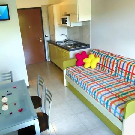 Comfortable In Bibione-beahost Lägenhet *
